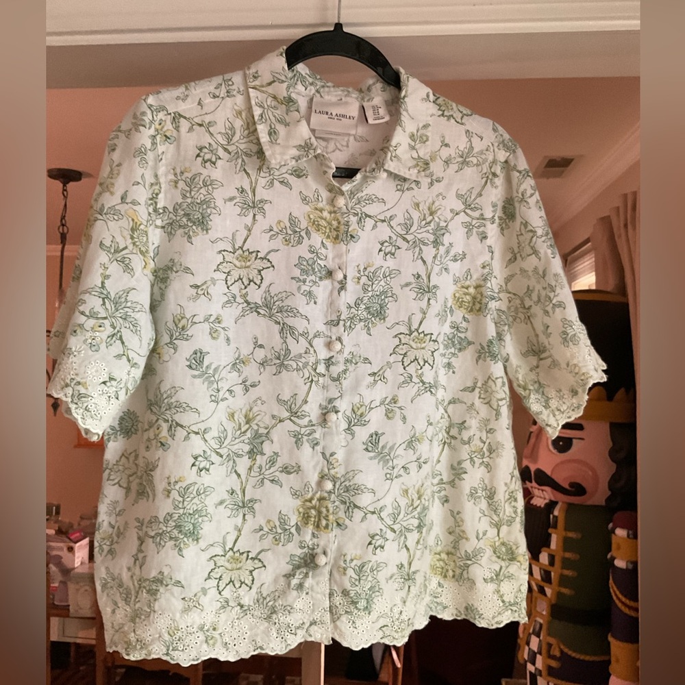 Laura Ashley 100% Linen Green Floral Botanical Eyelet Button Down Shirt Size M